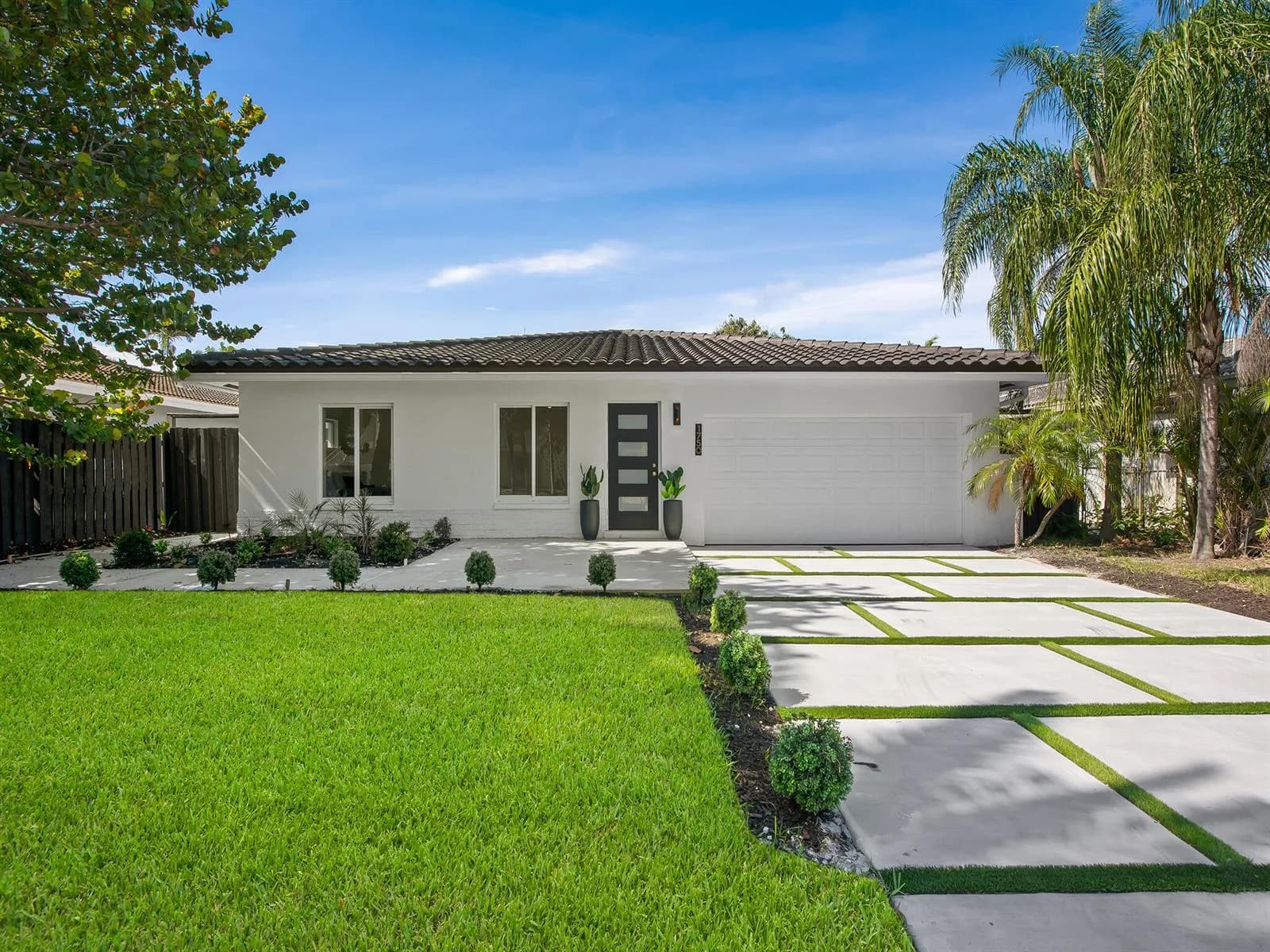 1750 NE 49th Street, Fort Lauderdale FL 33334