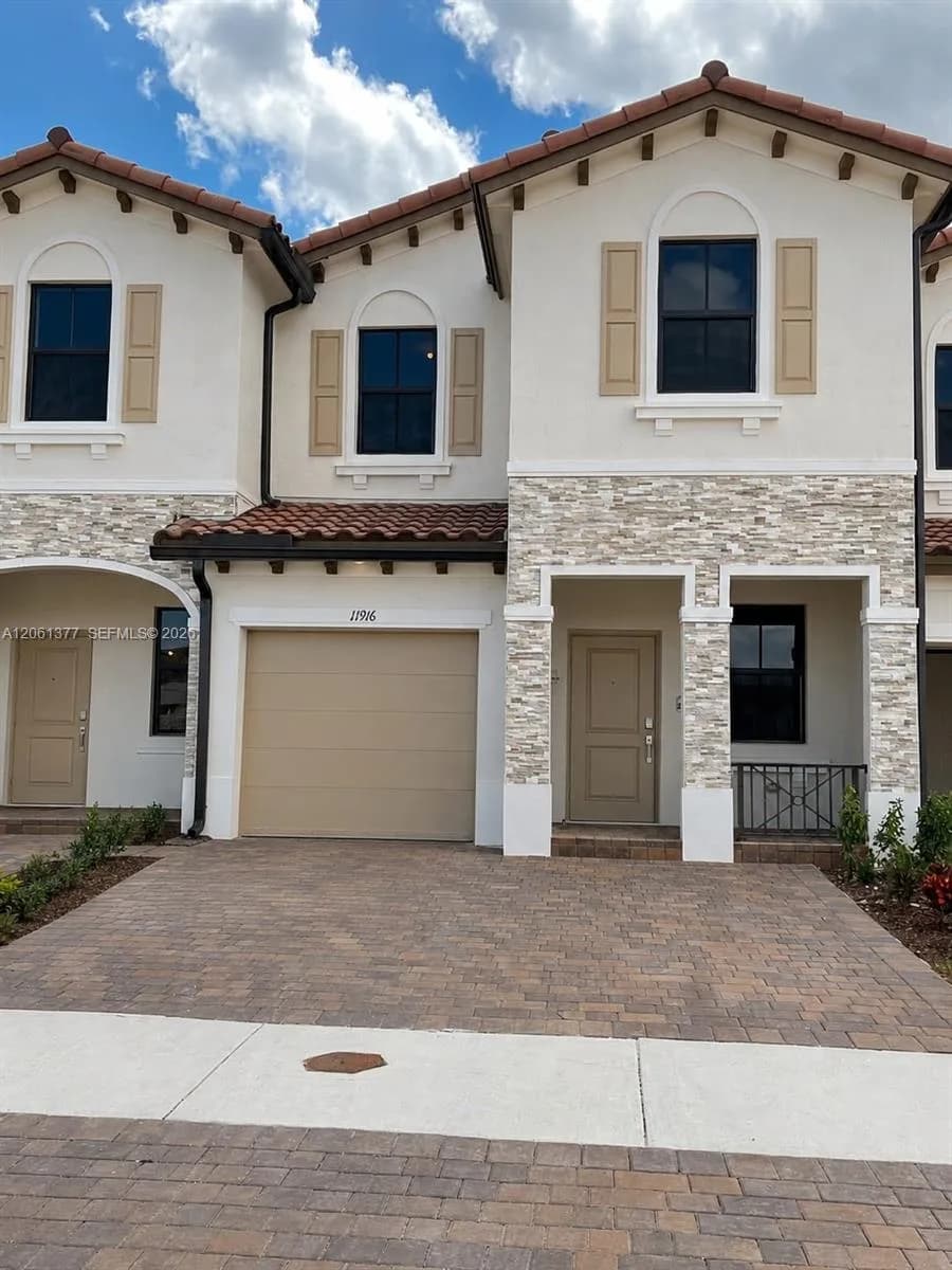 11916 SW 246th Ln, Homestead FL 33032