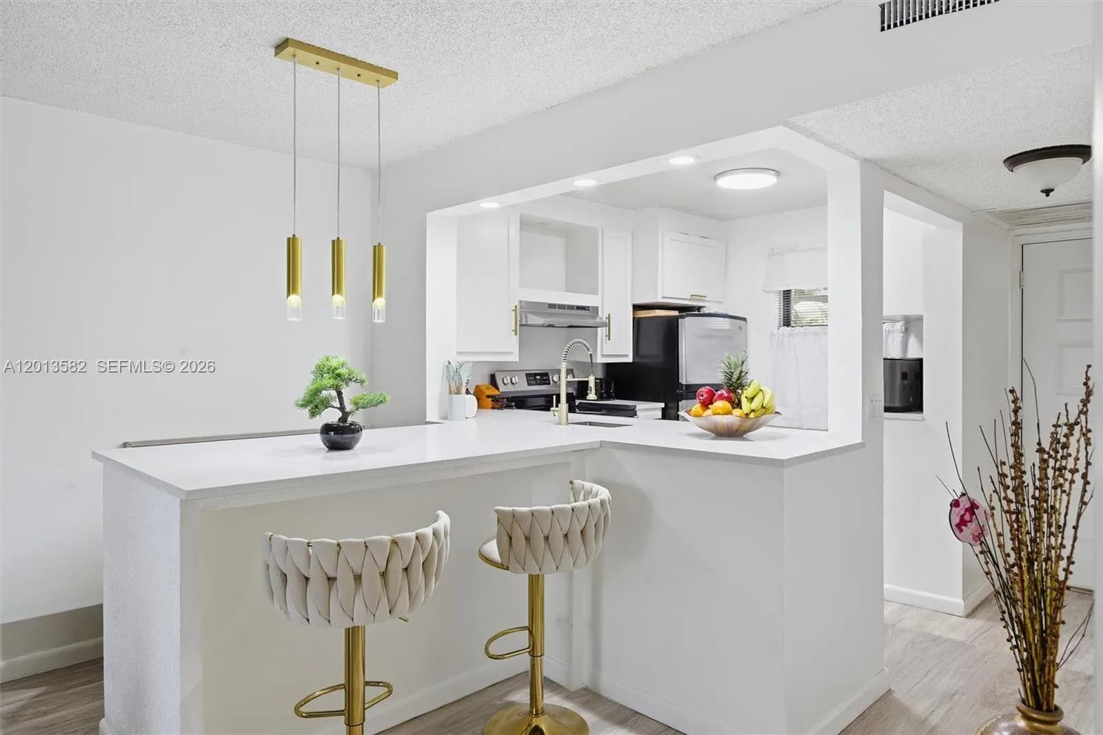 5501 Lakeside Dr # 204, Margate FL 33063