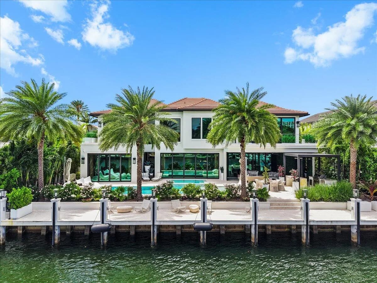 70 Isla Bahia Drive, Fort Lauderdale FL 33316