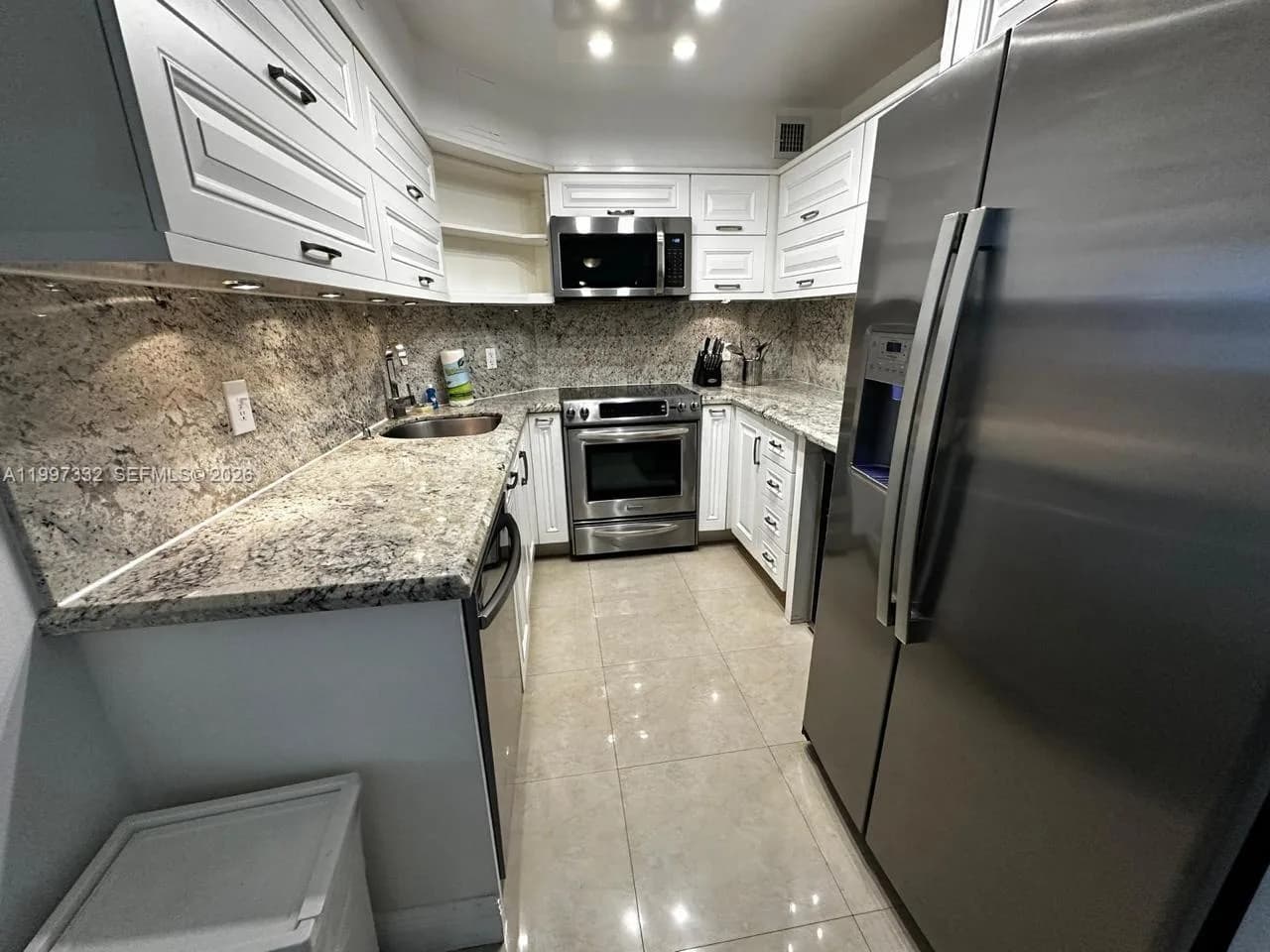 5225 Collins Ave # 614, Miami Beach, FL 33140