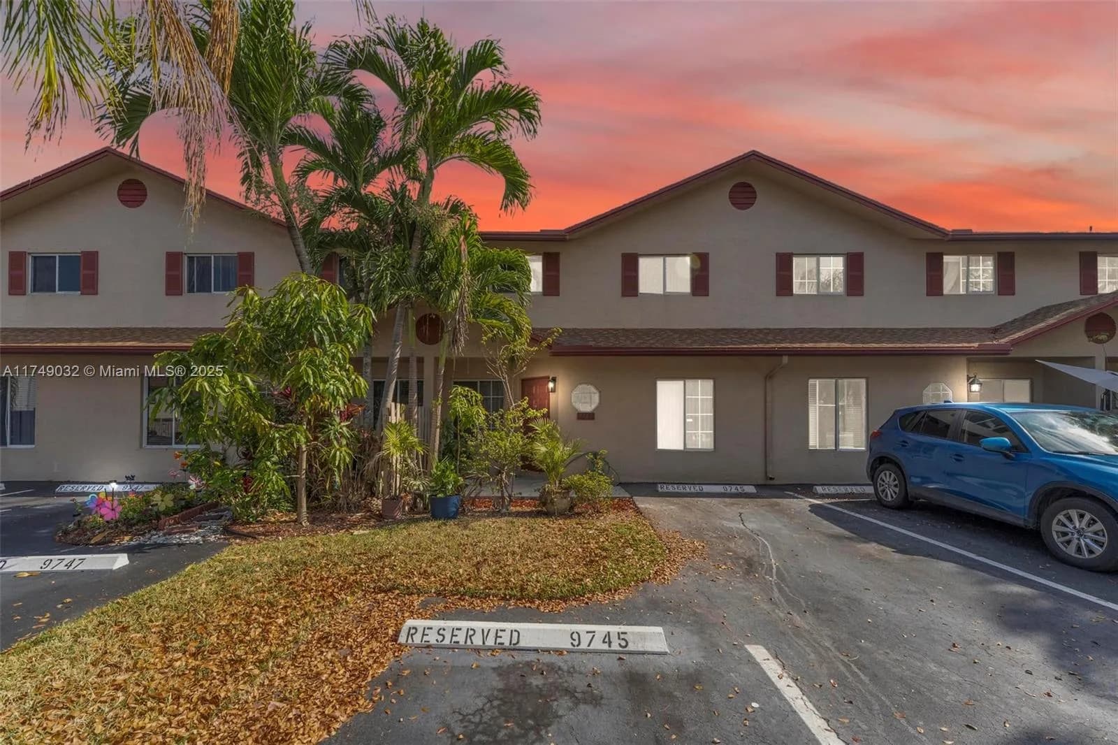 9745 NW 37th St # 9745, Sunrise, FL 33351
