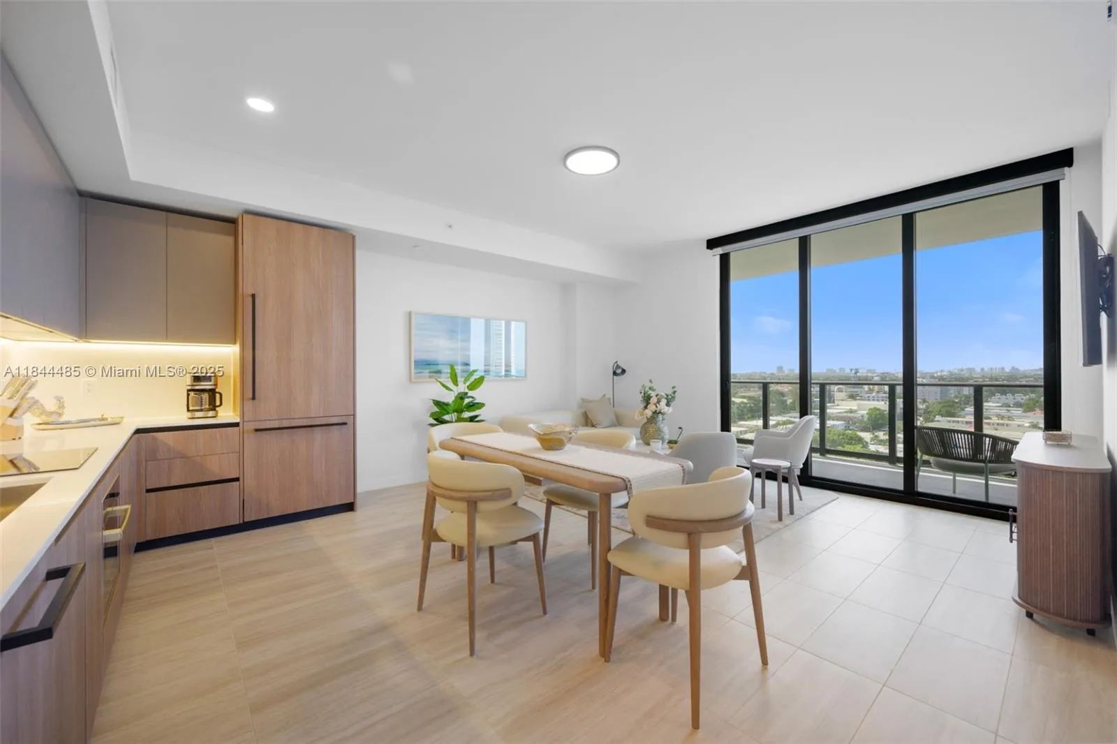 580 72nd St # 1009, Miami Beach, FL 33141