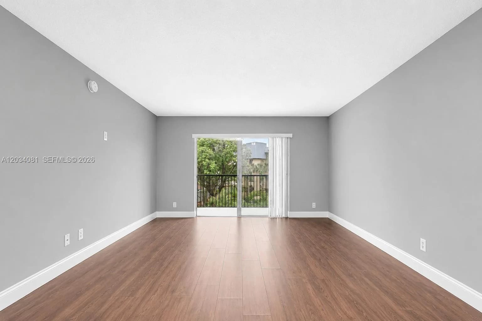 5961 N Falls Cir Dr # 309, Lauderhill FL 33319