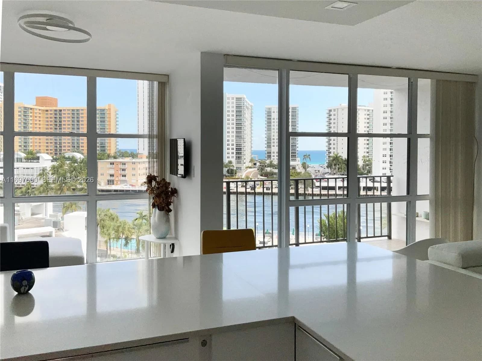800 Parkview Dr # 708, Hallandale Beach FL 33009