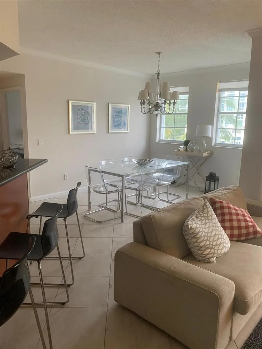 3215 NE 184th Street # 14403, North Miami Beach, FL 33160