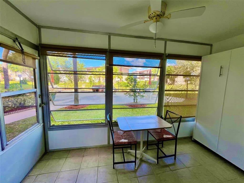 2800 NW 47th Terrace # 106b, Lauderdale Lakes, FL 33313