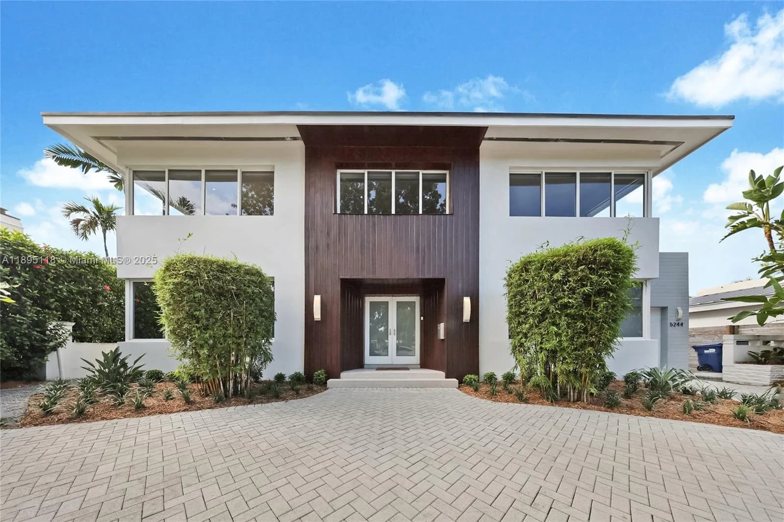 5244 Alton Rd, Miami Beach FL 33140