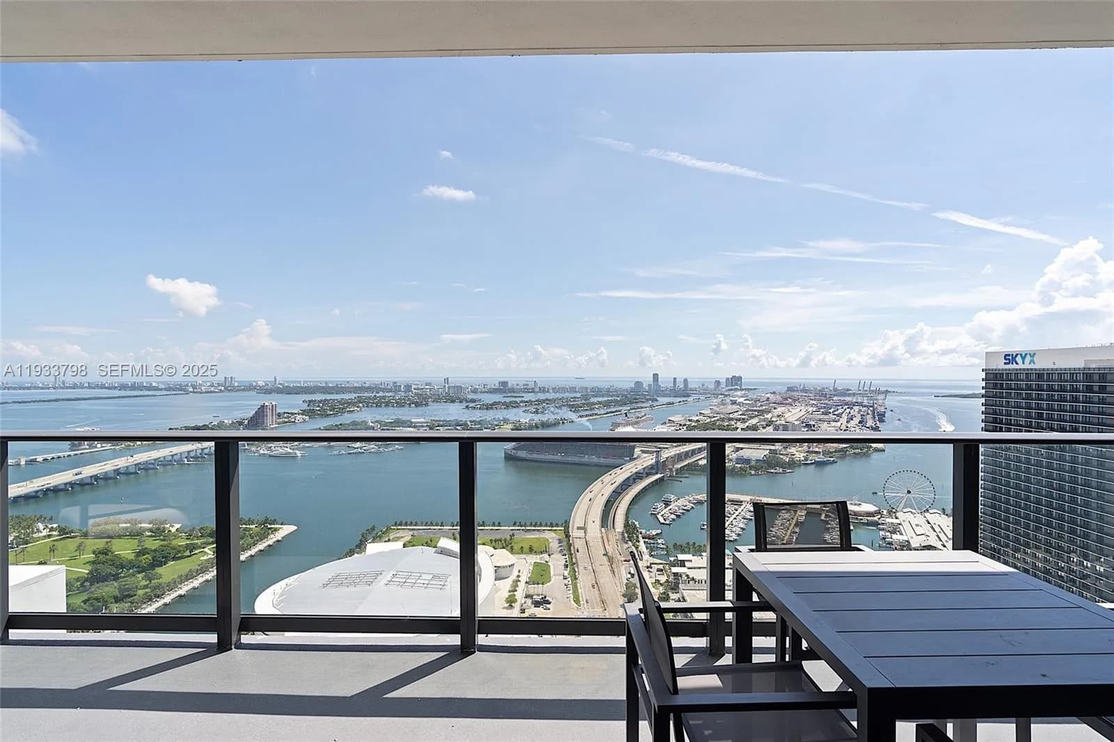 159 NE 6th St # 5015, Miami, FL 33132