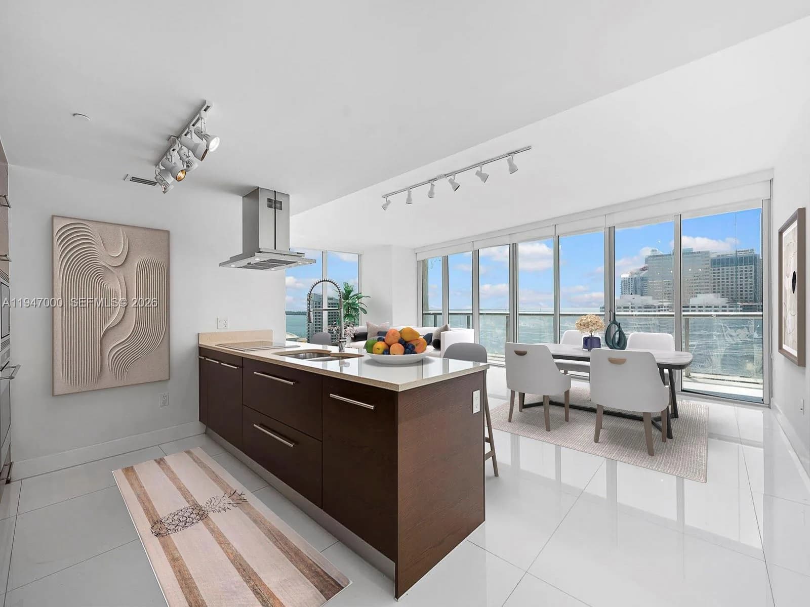 495 Brickell Ave # 1801, Miami FL 33131