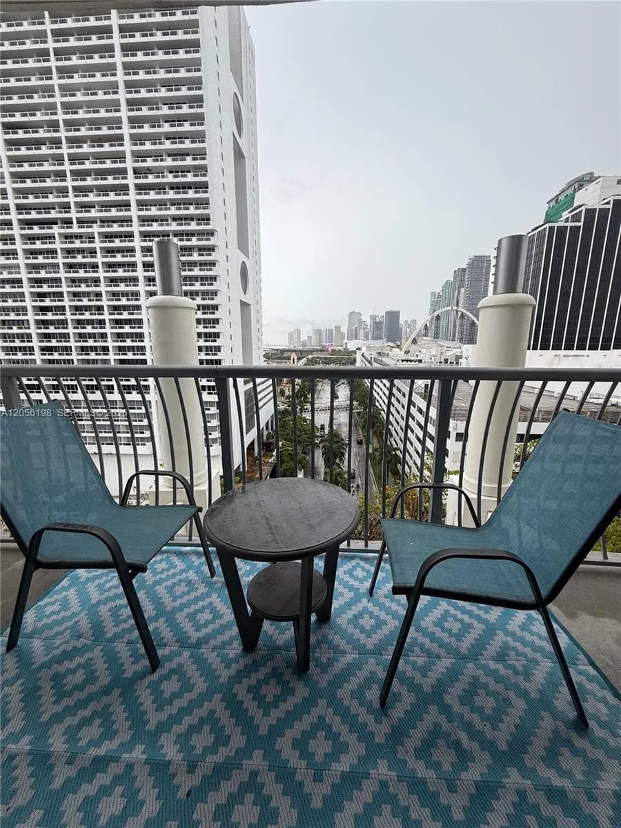 1750 N Bayshore Dr # 1212, Miami, FL 33132