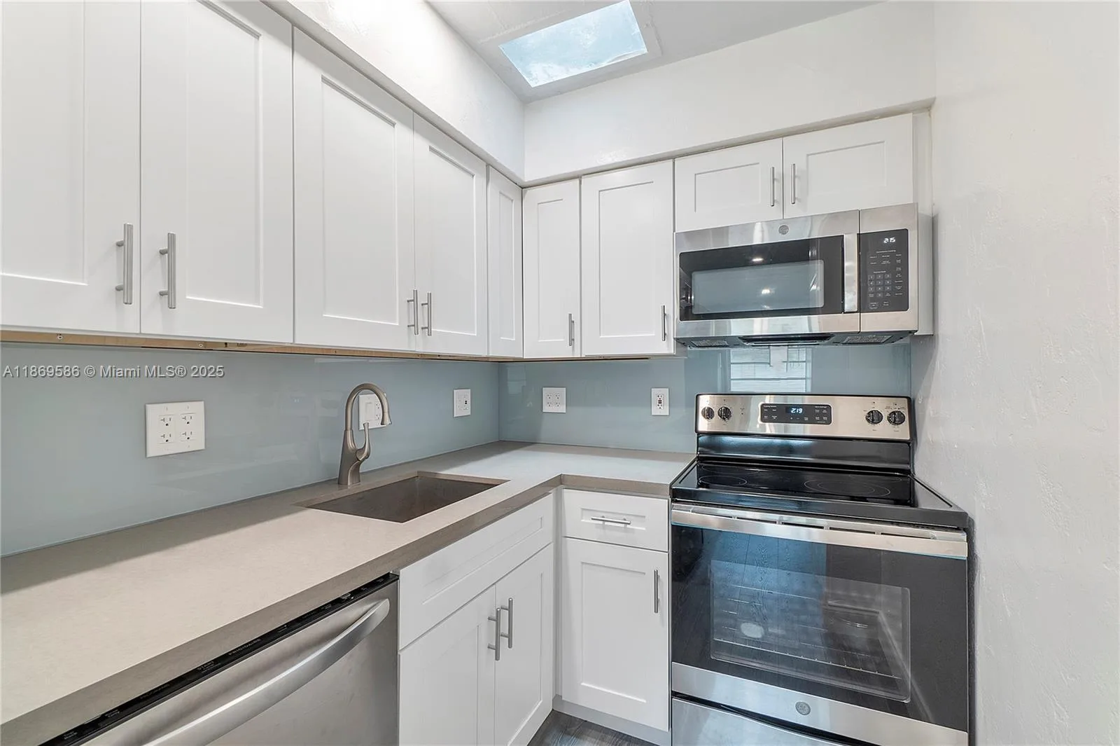 2901 Polk St # 5, Hollywood, FL 33020