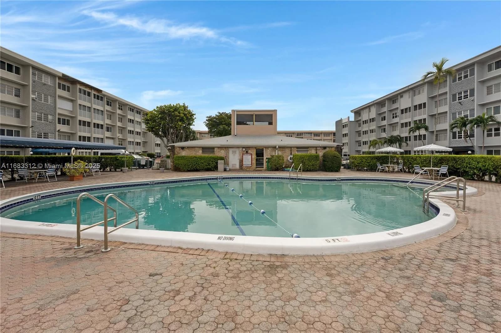 330 SE 2nd St # 303F, Hallandale Beach, FL 33009