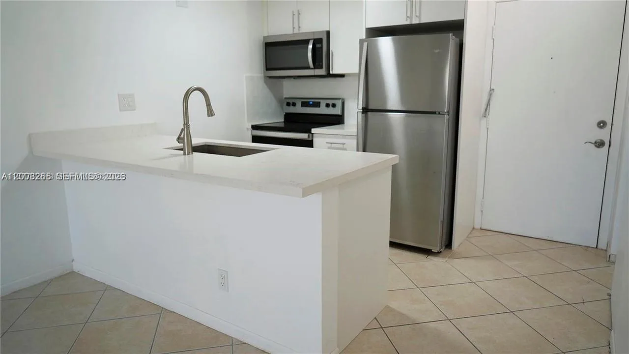 2771 Riverside Dr # 405-A, Coral Springs FL 33065