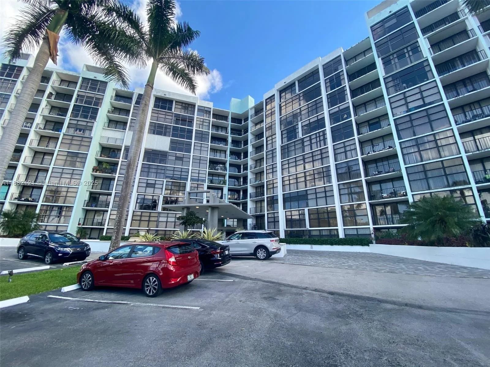 200 Leslie Dr # 228, Hallandale Beach, FL 33009
