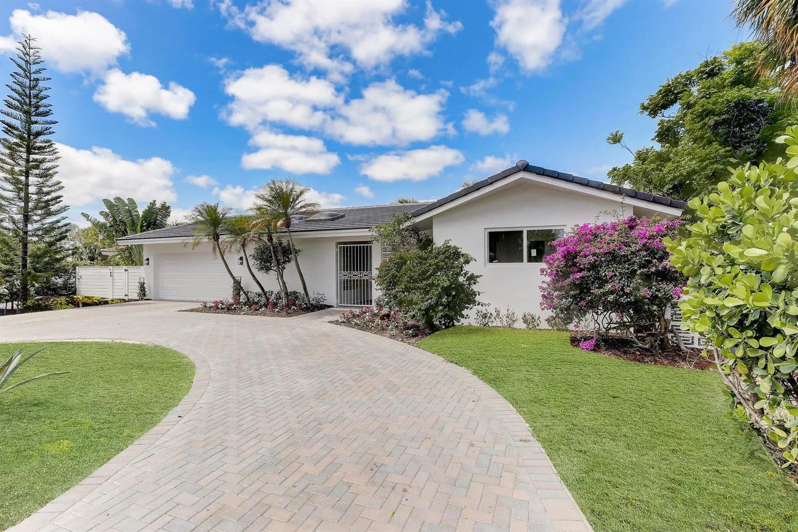 5591 NE 29th Avenue, Fort Lauderdale FL 33308