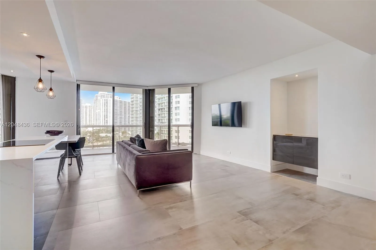 20191 E Country Club Dr # 802, Aventura, FL 33180