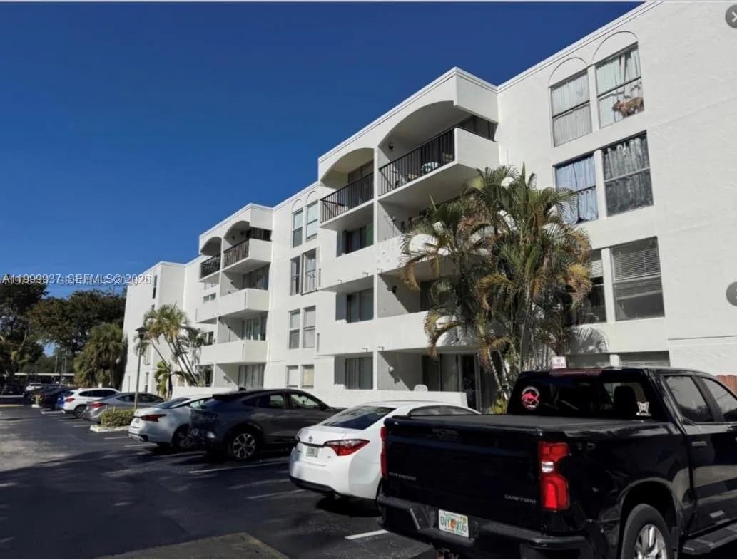 2150 SW 16th Ave # 102, Miami, FL 33145