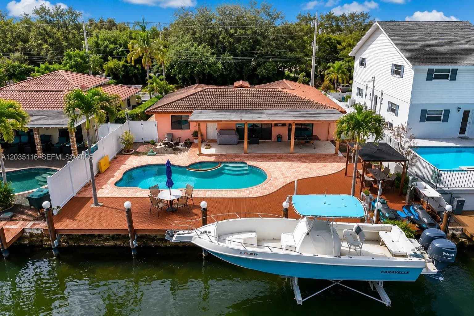 2447 SE 15th St, Pompano Beach FL 33062