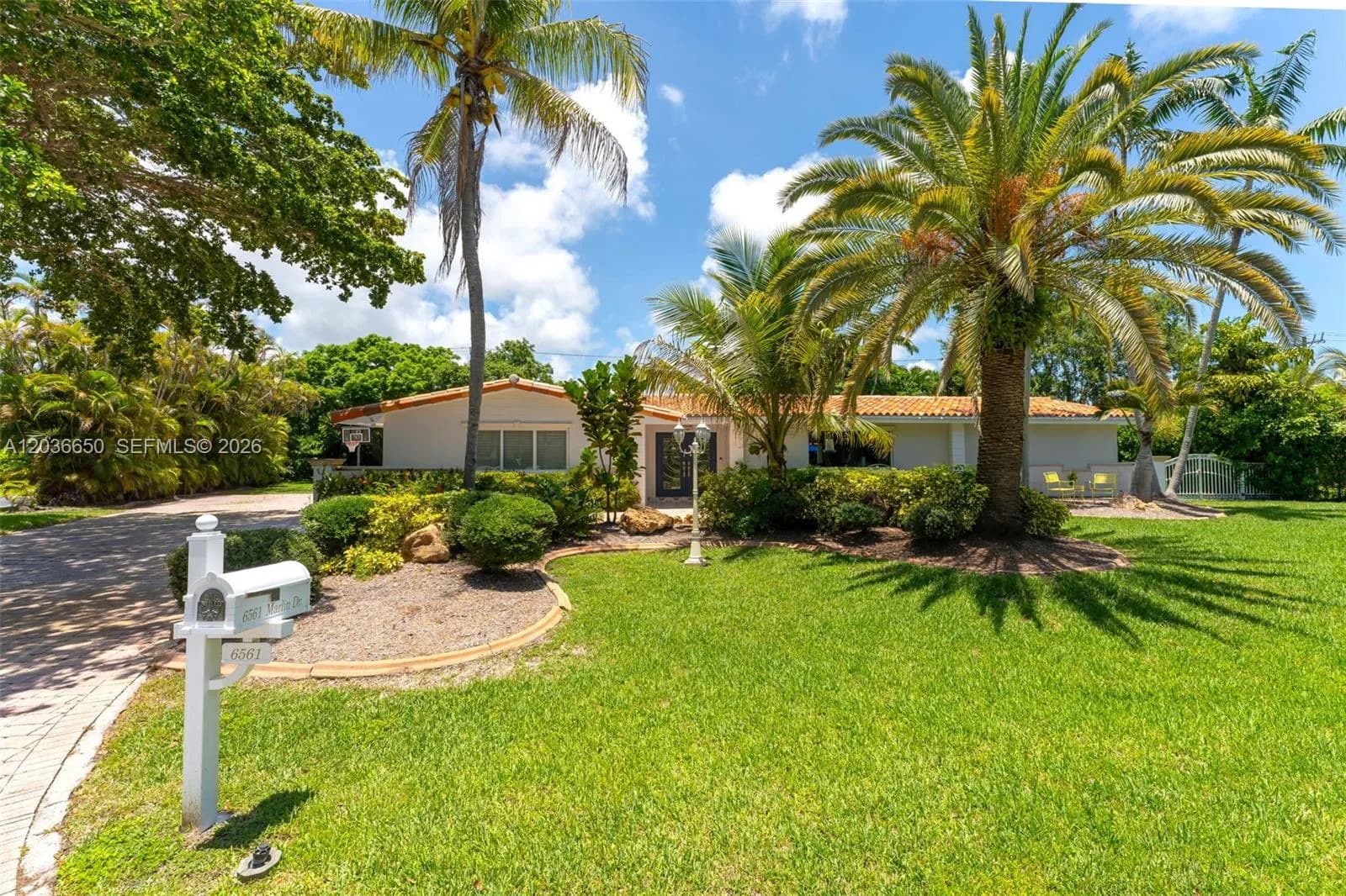 6561 Marlin Dr, Coral Gables, FL 33158
