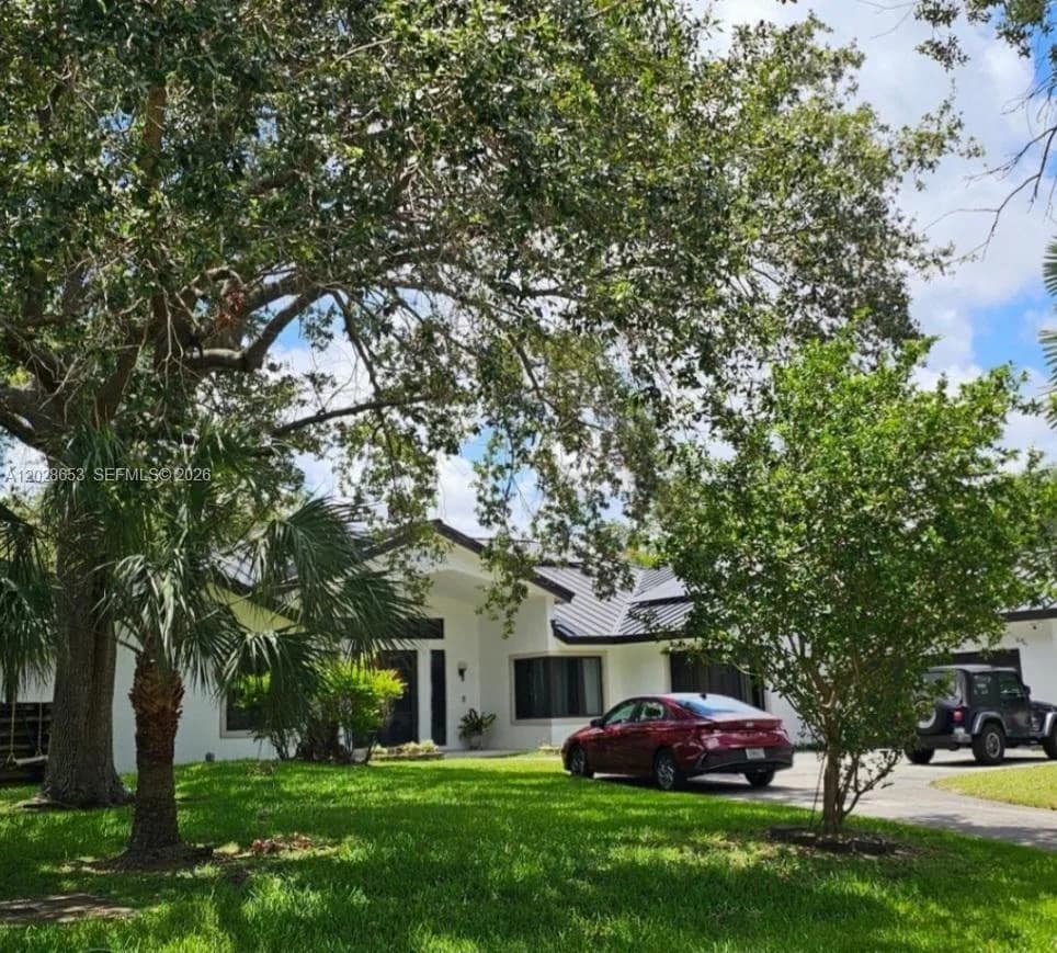 13324 SW 106th Ave, Miami FL 33176