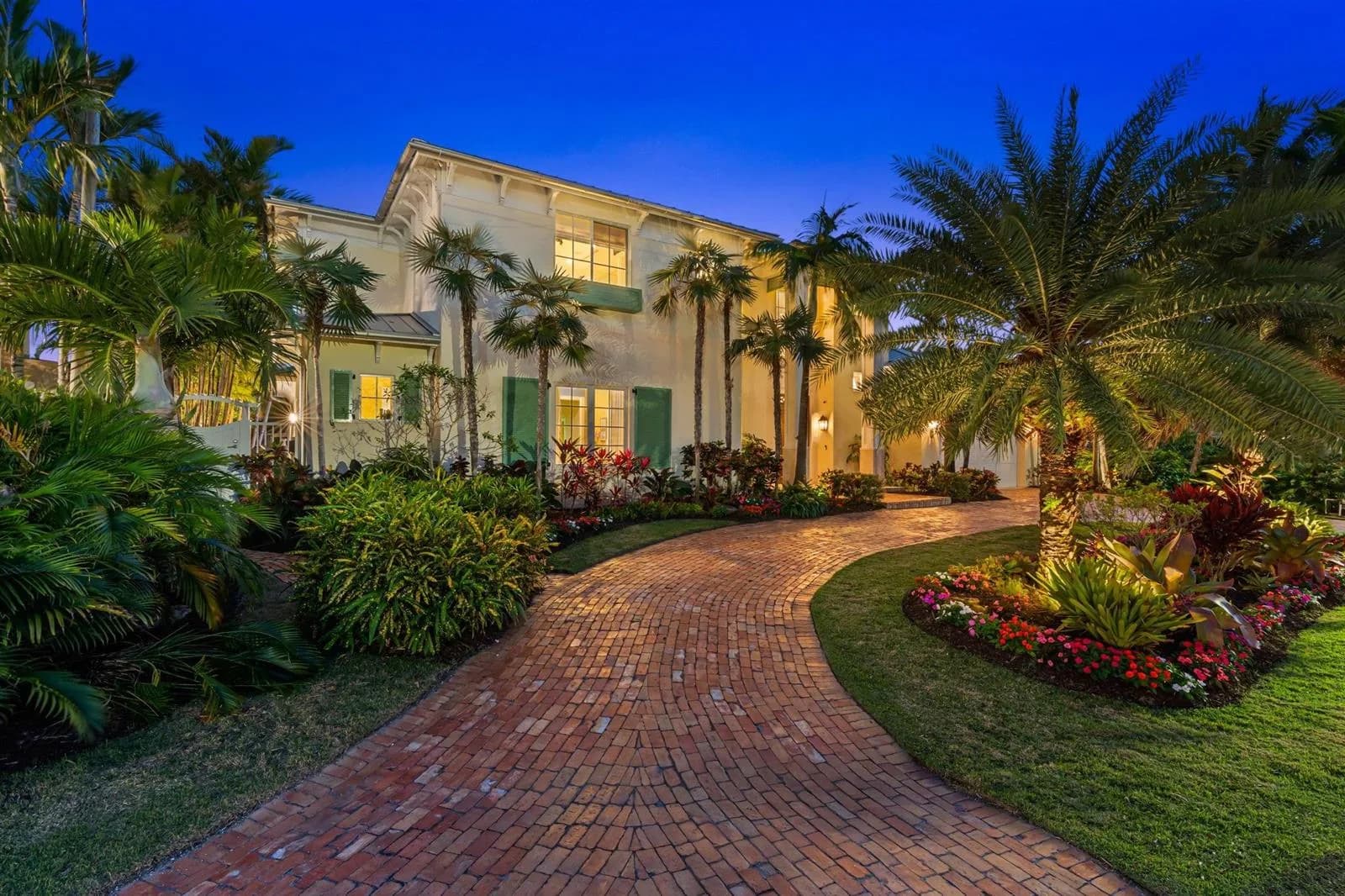 2870 NE 24th Place, Fort Lauderdale FL 33305