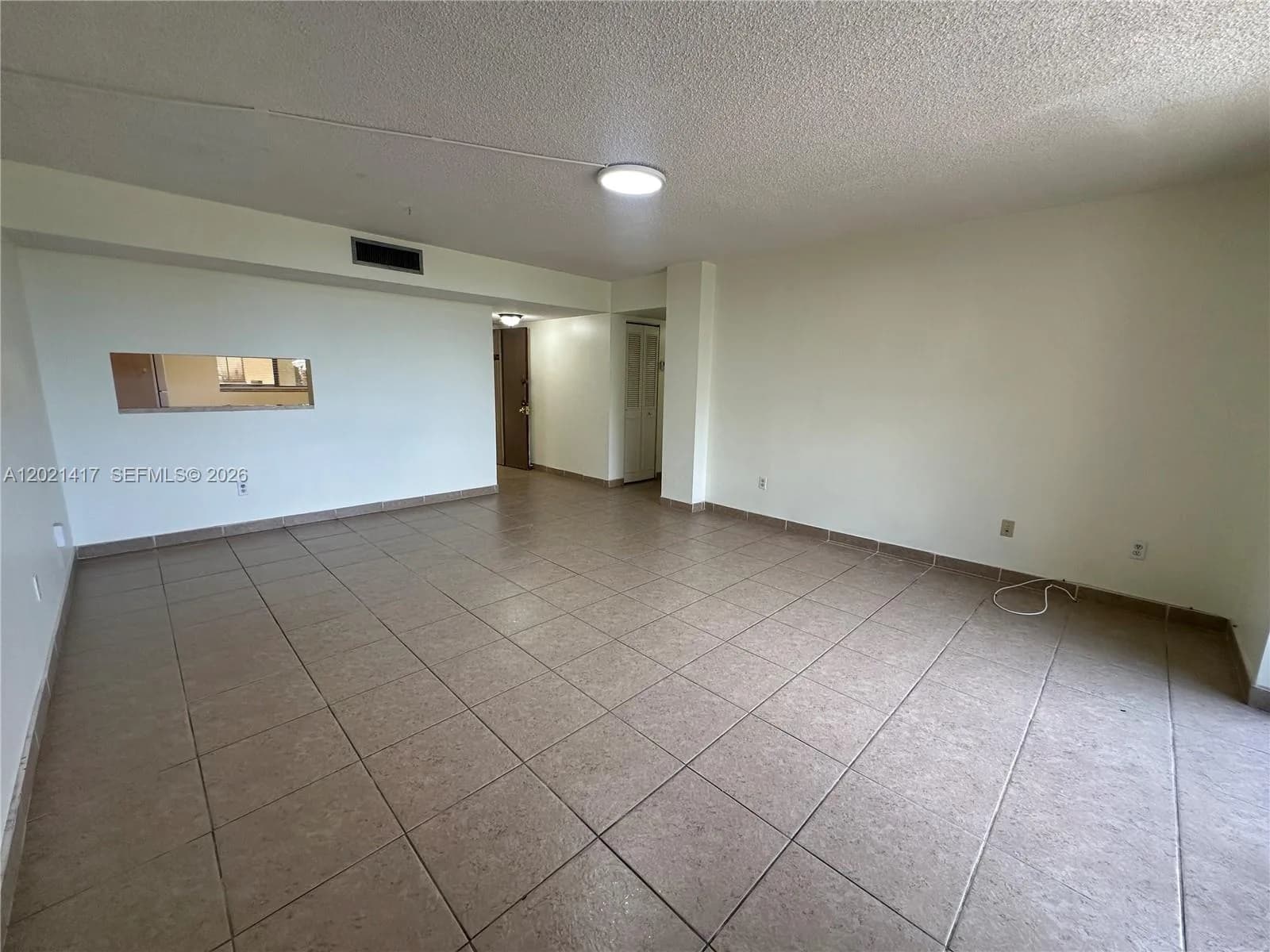8635 NW 8th St # 320, Miami FL 33126