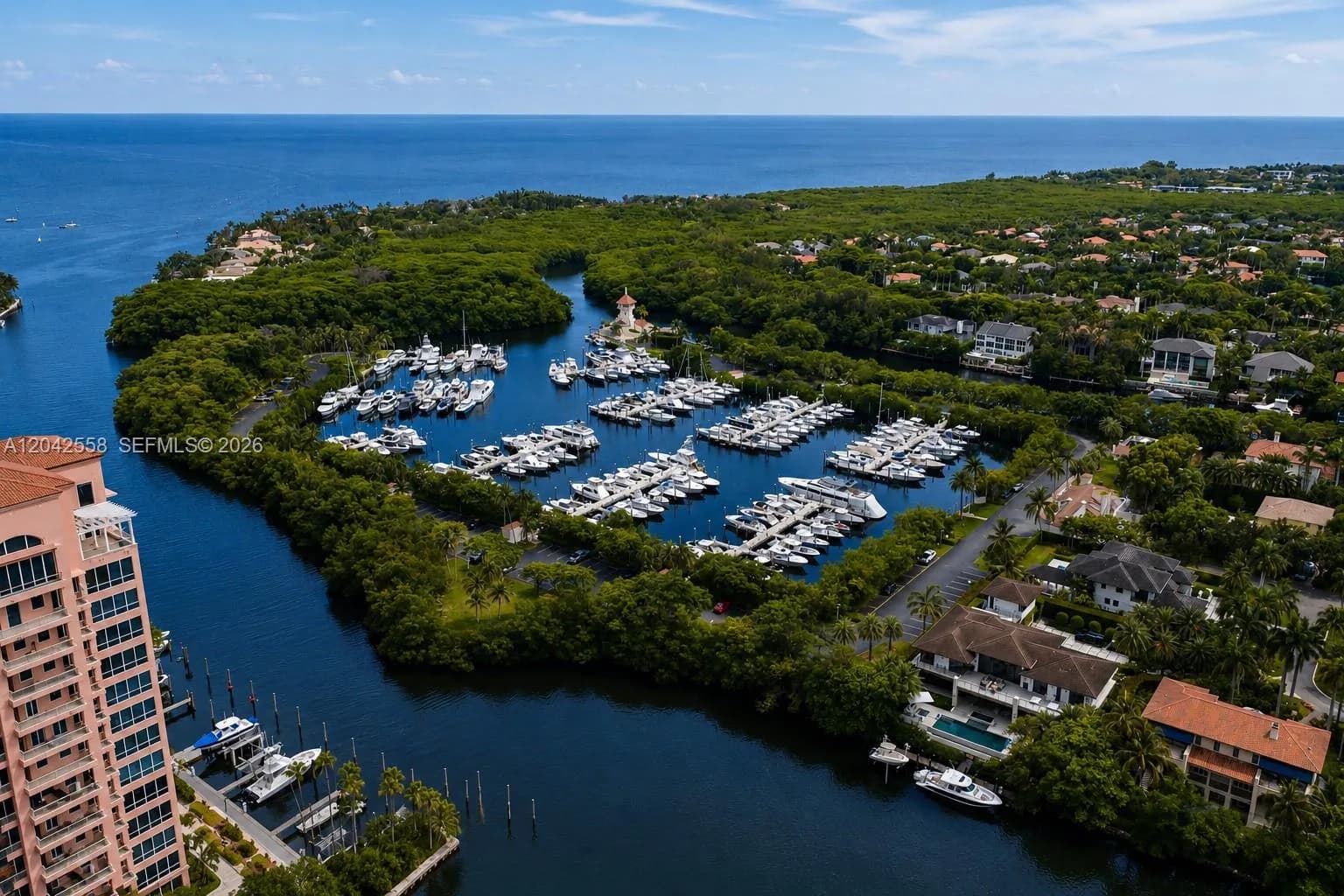 35 Edgewater Dr # 107, Coral Gables, FL 33133