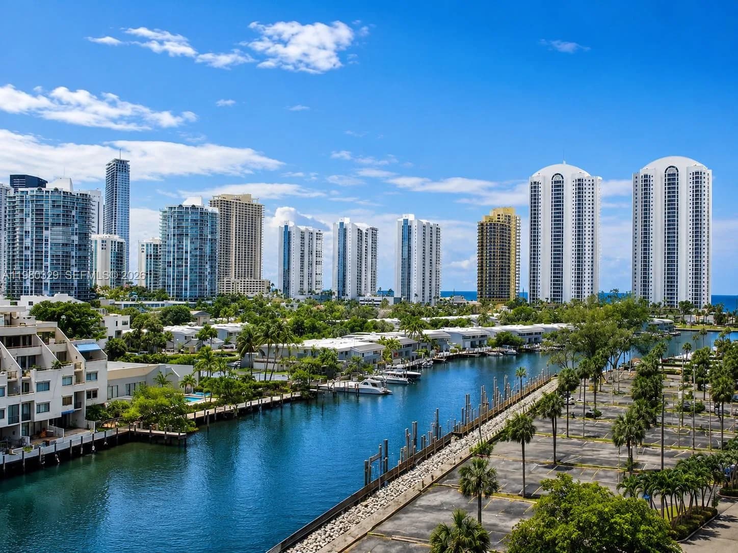 400 Kings Point Dr # 812, Sunny Isles Beach FL 33160