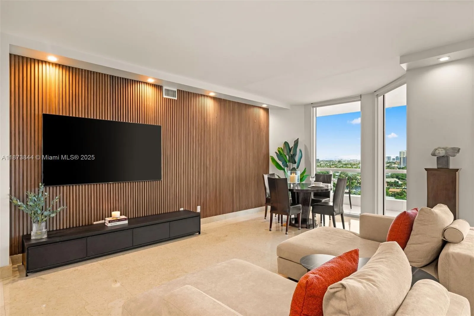 21200 Point Pl # 1102, Aventura FL 33180
