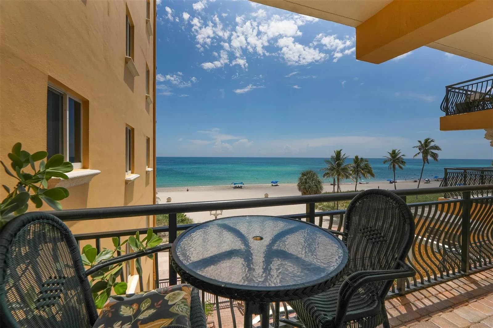 1815 N Surf Road # 403, Hollywood FL 33019