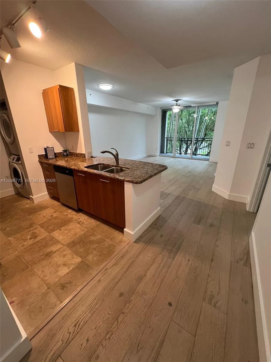 510 NW 84th Ave # 205, Plantation, FL 33324