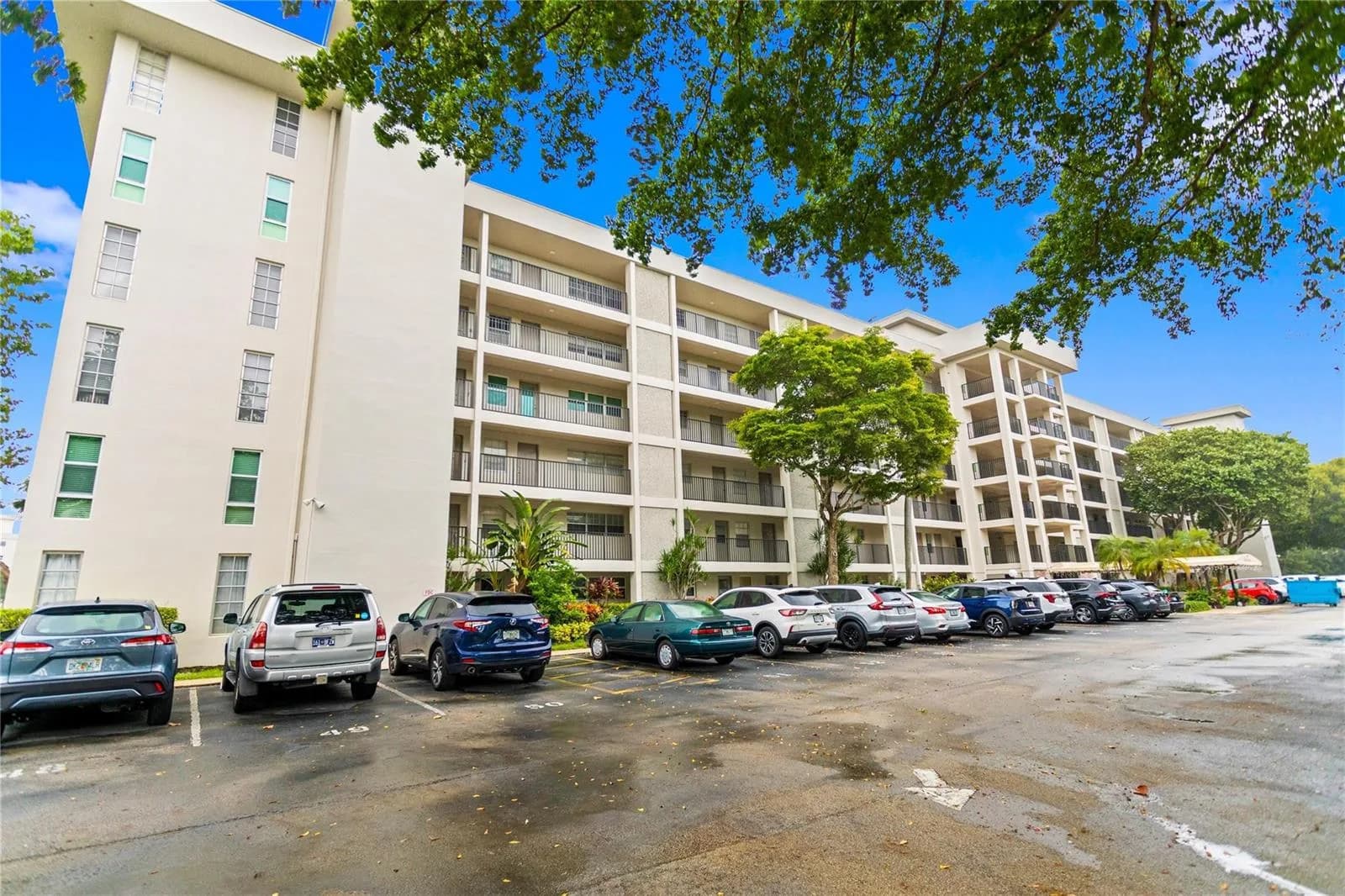 3000 S Course Drive # 607, Pompano Beach, FL 33069