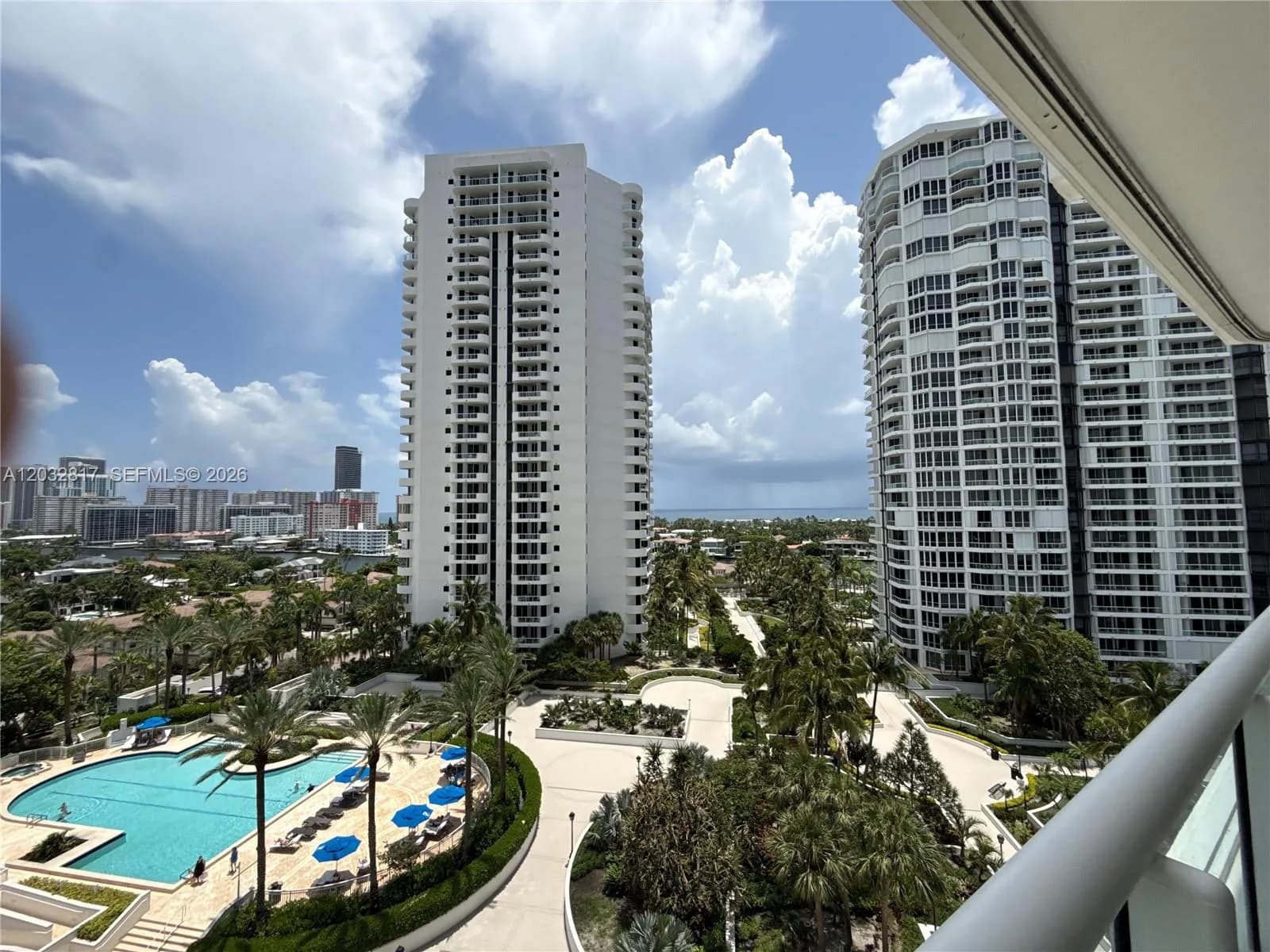 21205 Yacht Club Dr # 1201, Aventura FL 33180