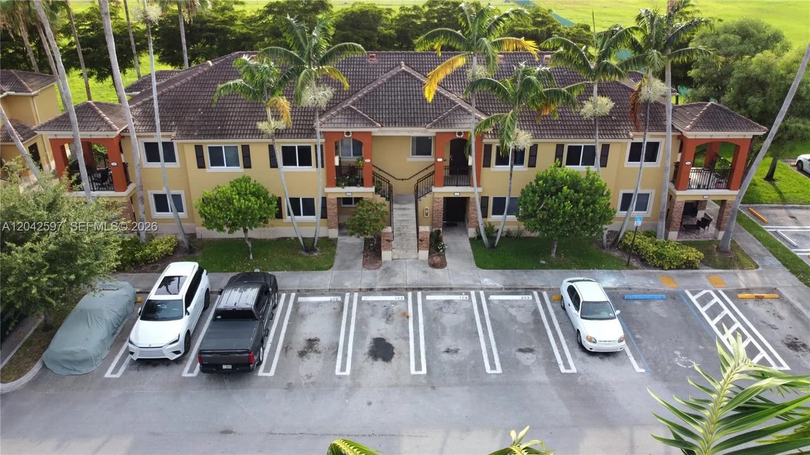 940 NE 33rd Ter # 102, Homestead, FL 33033