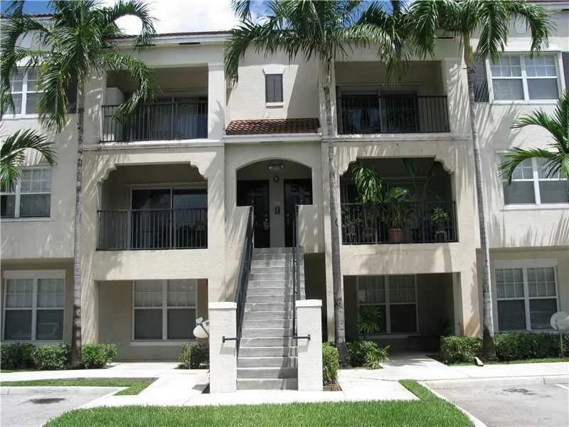 5800 W Sample Road # 305, Coral Springs FL 33067