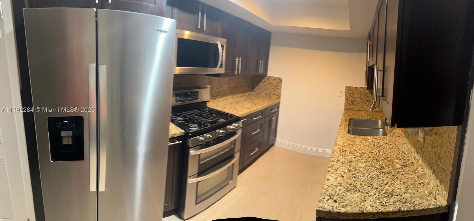 18101 NW 68th Ave # D207, Hialeah FL 33015