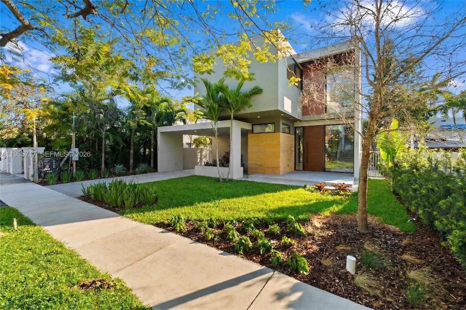 234 SW 22nd Rd, Miami, FL 33129