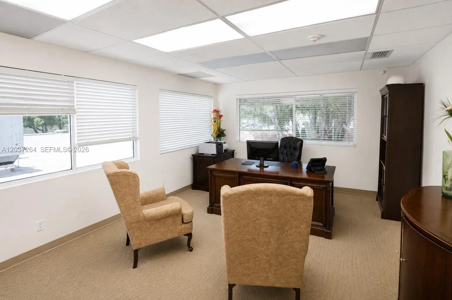 6405 NW 36th St, Virginia Gardens FL 33166