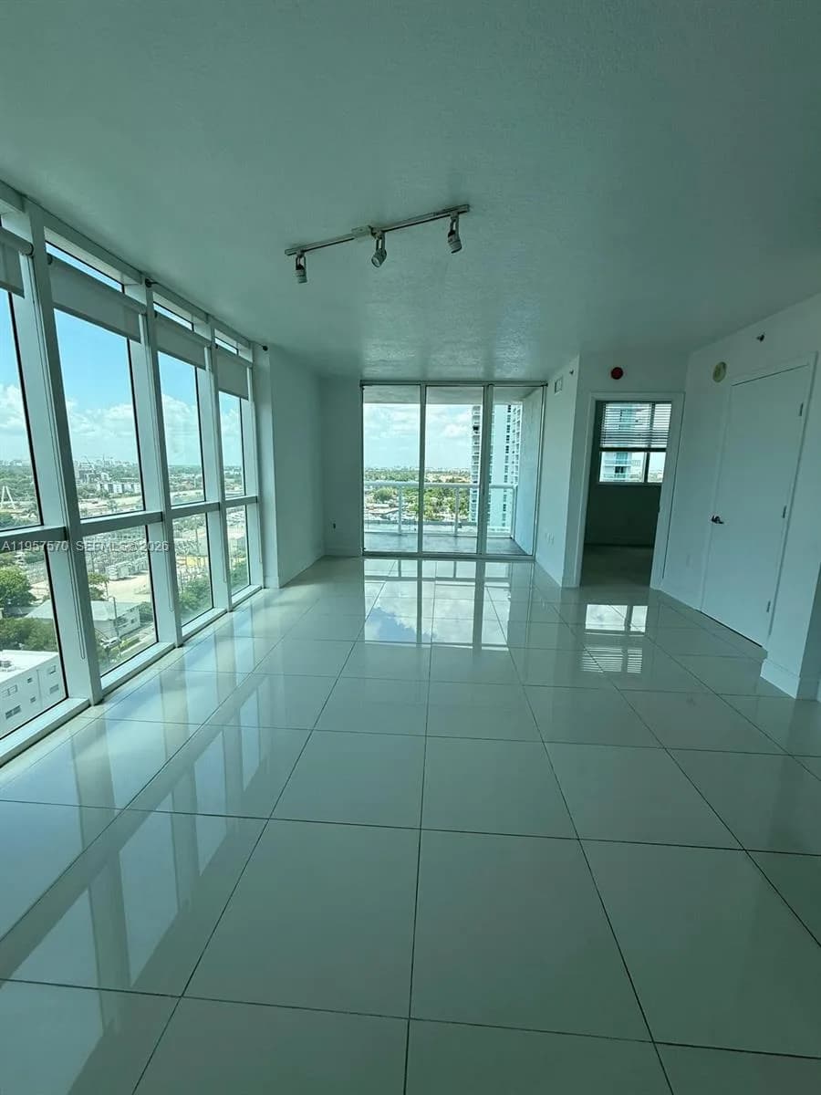 1871 NW S River Dr # 1503, Miami, FL 33125