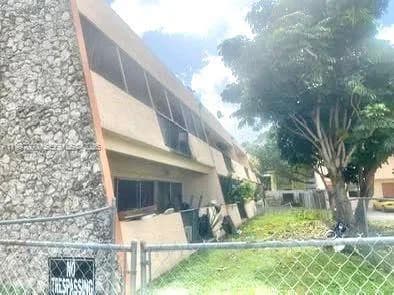 400 NE 18th Ave # 206, Homestead, FL 33033