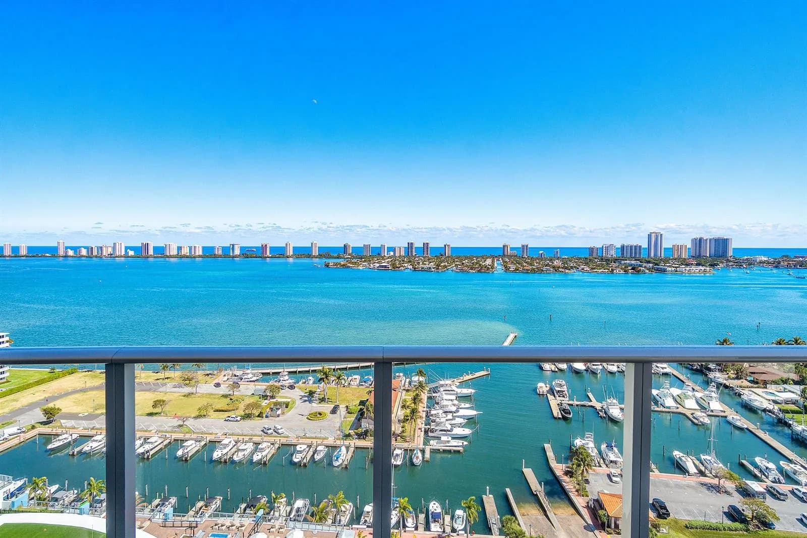 220 Lake Shore Drive # 2012, Lake Park FL 33403