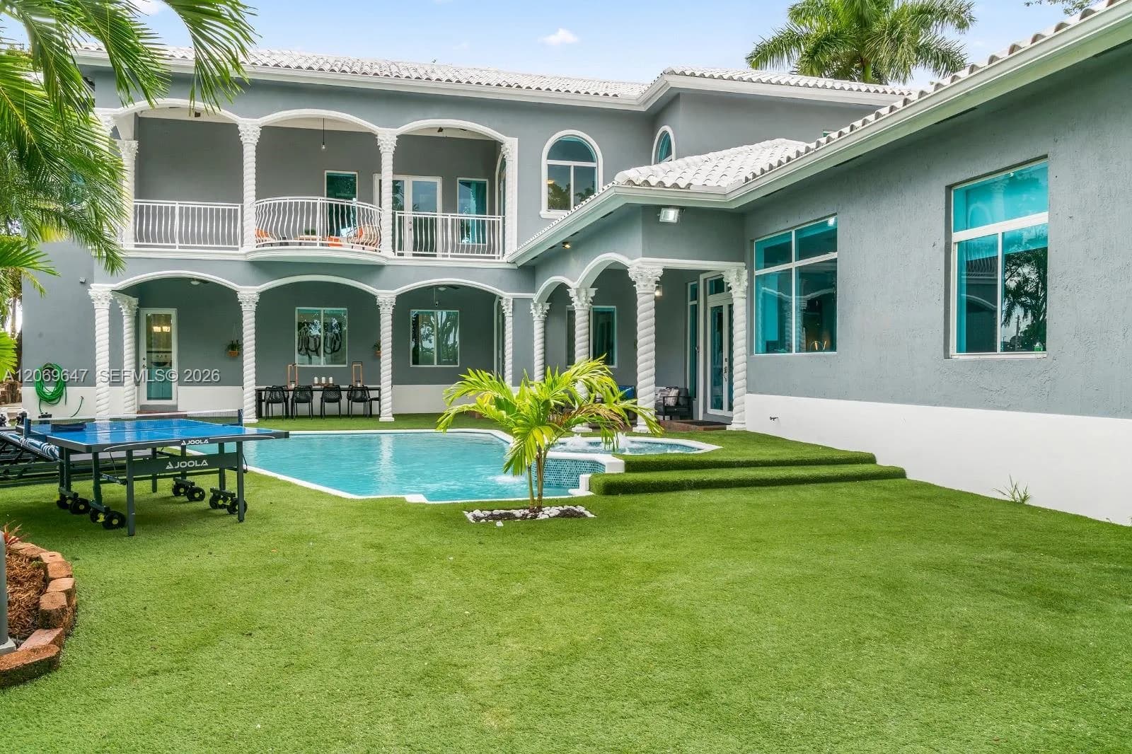 12141 Walsh Blvd, Miami FL 33184