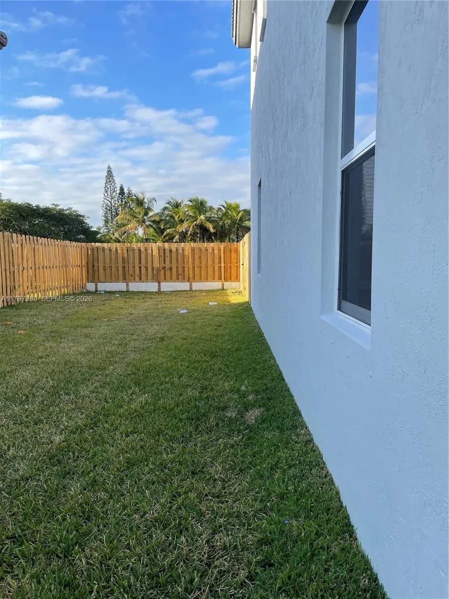 29196 SW 163rd Ct, Homestead FL 33033