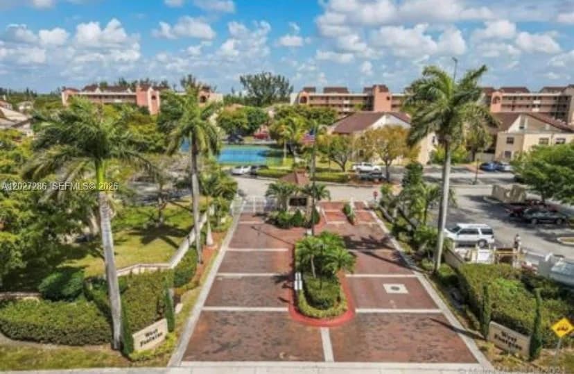 10253 NW 9th Street Cir # 204-6, Miami, FL 33172