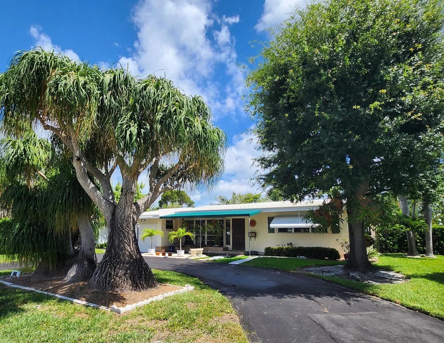 111 SE 7th Street, Pompano Beach, FL 33060