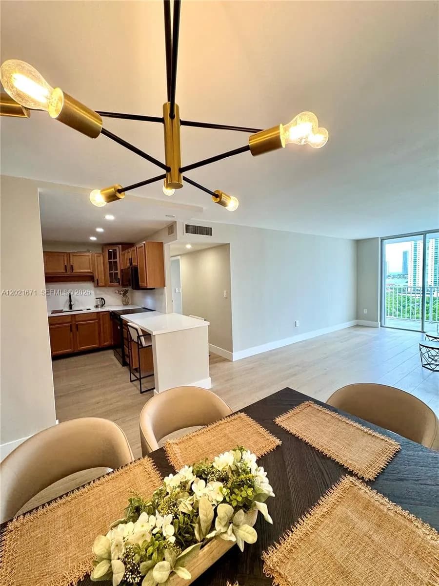 2851 NE 183rd St # 1607E, Aventura FL 33160