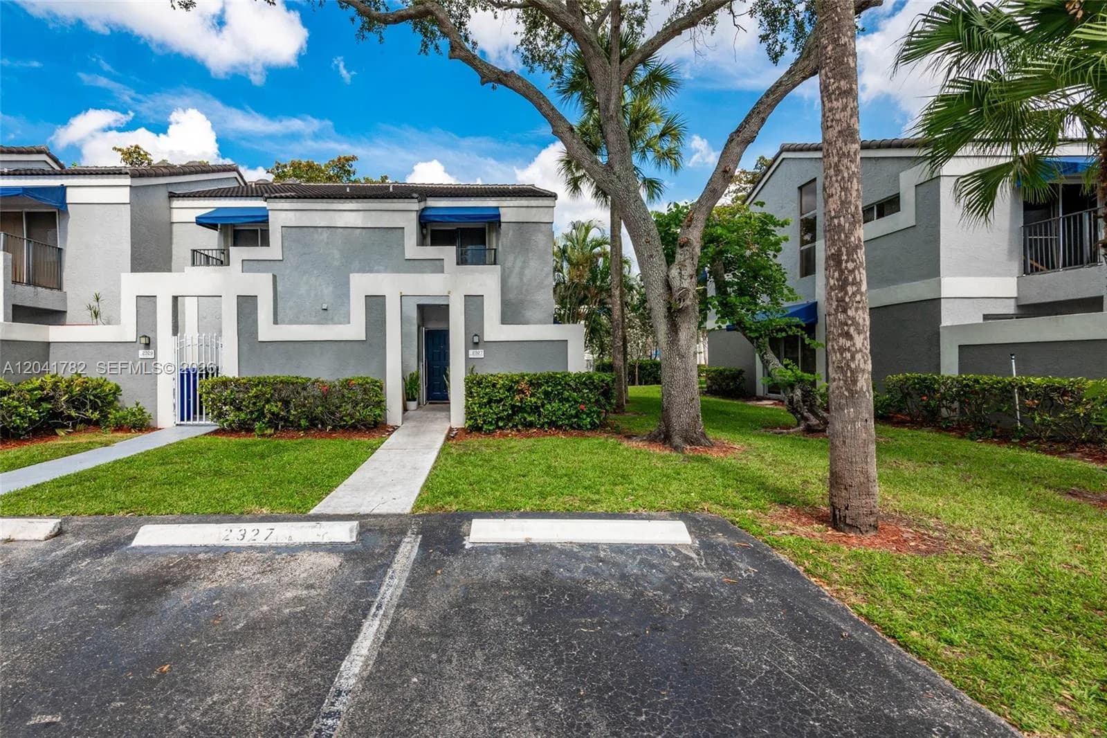 2327 SW 82nd Way, North Lauderdale FL 33068