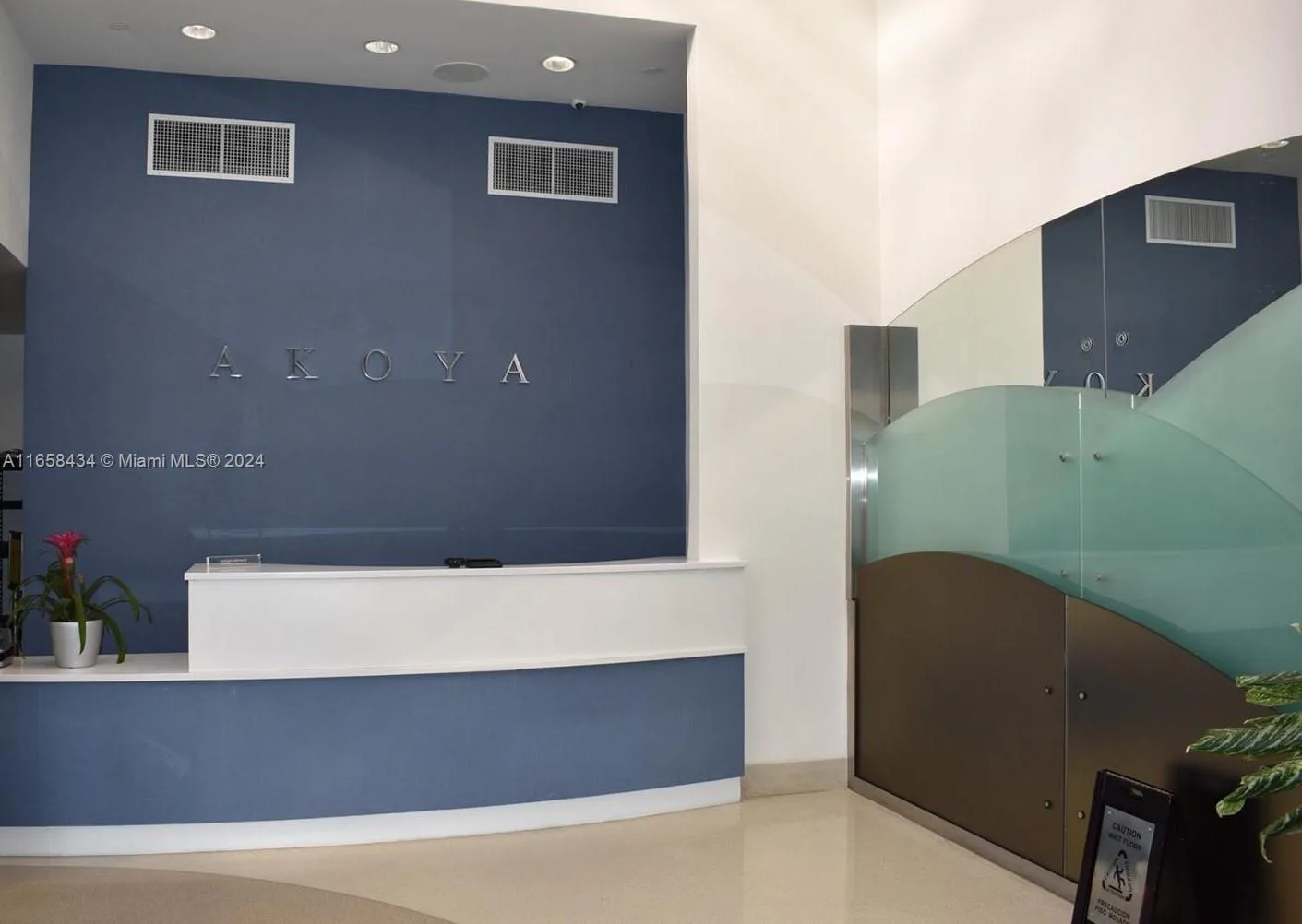 6365 Collins Ave # 4209, Miami Beach, FL 33141