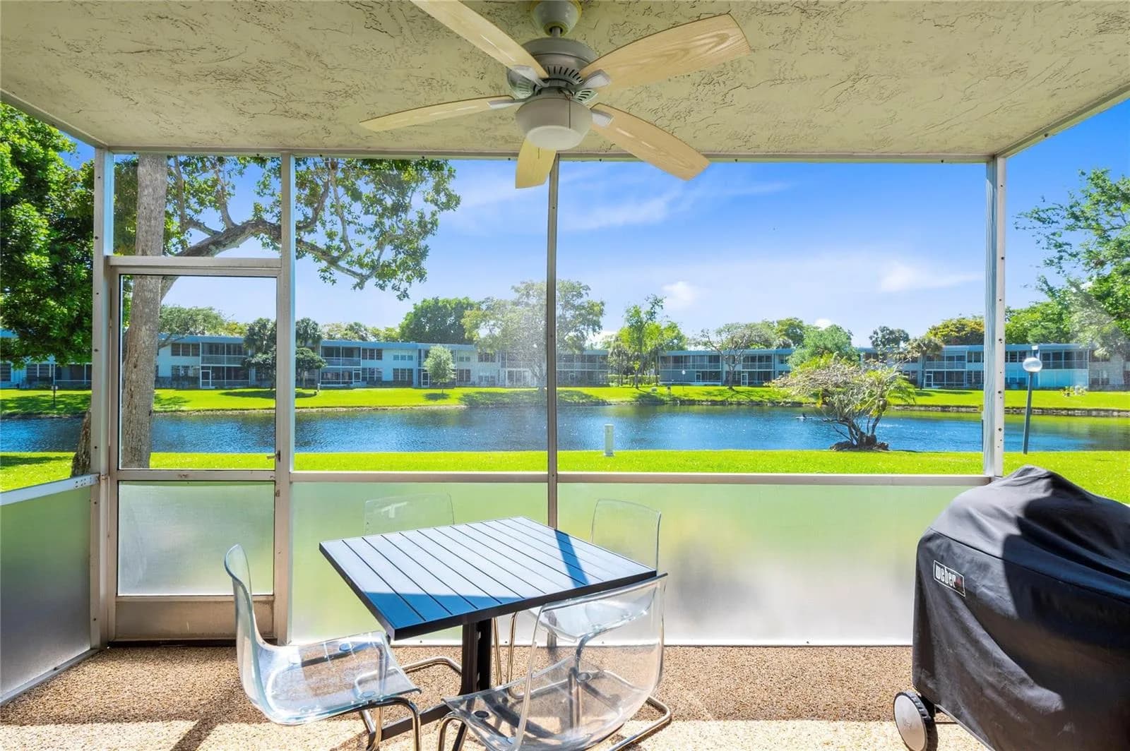 4240 Oaks Terrace # 105, Pompano Beach FL 33069